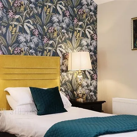 Corbett Court 3* Fermoy