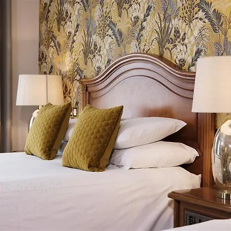 Corbett Court 3* Fermoy